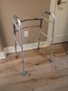lot 2002 image: Medline Foldable Walker
