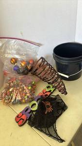 lot 2144 image: Halloween and Fall Bundle with Ornaments and Accessories