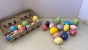 lot 2148 image: Two Dozen Ceramic and Marble Eggs