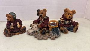 lot 2161 image: Boyds Bears Resin Figurine Discontinued