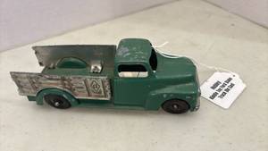 lot 2172 image: Hubley Toy Ford Stake Truck Die Cast