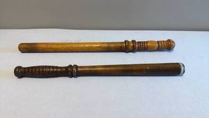 lot 1467 image: Wooden nightsticks