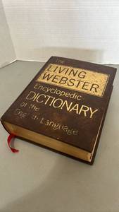 lot 2048 image: Webster Living Encyclopedic Dictionary of English Language 1977