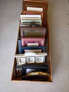 lot 2056 image: Variety of Picture Frames