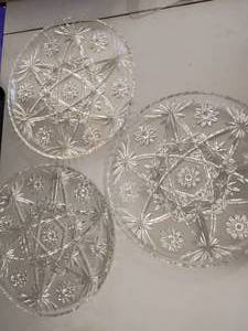 lot 2066 image: 14in. Star of David Pattern Relish Plates