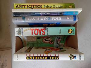lot 2076 image: Books. Collecting Toys