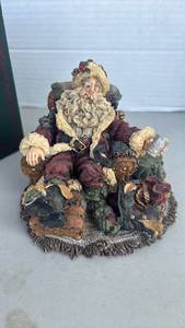 lot 2180 image: Boyds Bears Santa & Friends Figurine Thank Goodness Santa Series #4