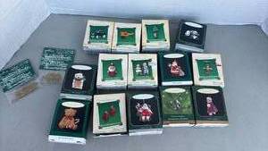 lot 2184 image: Miniature Keepsake Ornaments