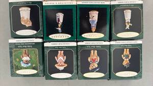 lot 2189 image: Hallmark Keepsake Christmas Ornament Collection Set of 8 bears and thimbles