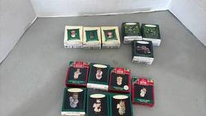 lot 2192 image: Hallmark Keepsake Christmas Ornament Collection