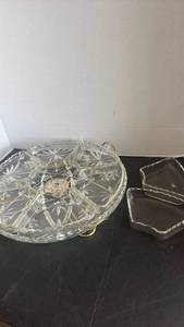 lot 2315 image: Anchor Hocking Early American Prescut Star of David Lazy Susan serving tray