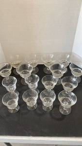 lot 2331 image: Fostoria Century Scroll dessert glasses and liqueur glasses