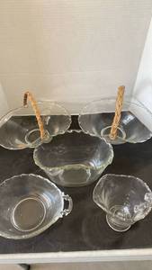 lot 2332 image: Fostoria Century Scroll glass pieces