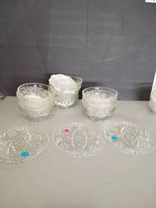 lot 2445 image: Prescut Depression Glass Star of David Bowls and Dessert Plates.