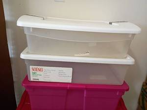 lot 2457 image: 3 Storage Totes