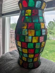 lot 1003 image: Stained Glass Mosaic Decorative Vase