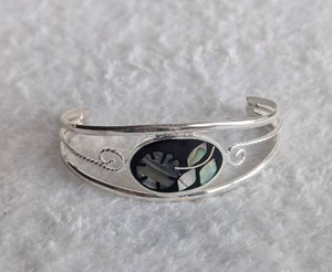 lot 1514 image: Silver Cuff Bracelet with Abalone Shell Inlay