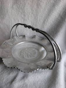 lot 2009 image: Etched Glass Serving Basket with Metal Handle