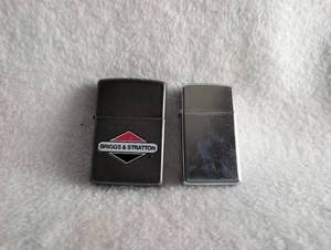 lot 2516 image: Zippo Lighter Set with Briggs & Stratton Logo