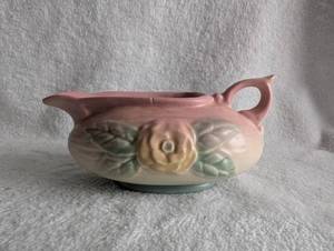lot 3010 image: Hull Pottery Rose Pattern Gravy Boat