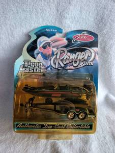 lot 5005 image: Ranger Boats Prop Master Die-Cast Boat and Trailer Set