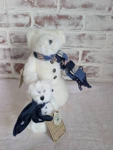 lot 5025 image: Boyds Bears Plush Teddy Bear Snowmen Shaped Bears - 2 ct