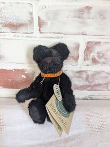 lot 5030 image: Boyds Bears Blackstone Plush Teddy Bear with Orange Collar