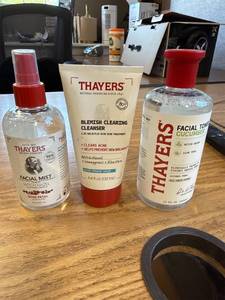 lot 4592 image: Thayers skin care bundle