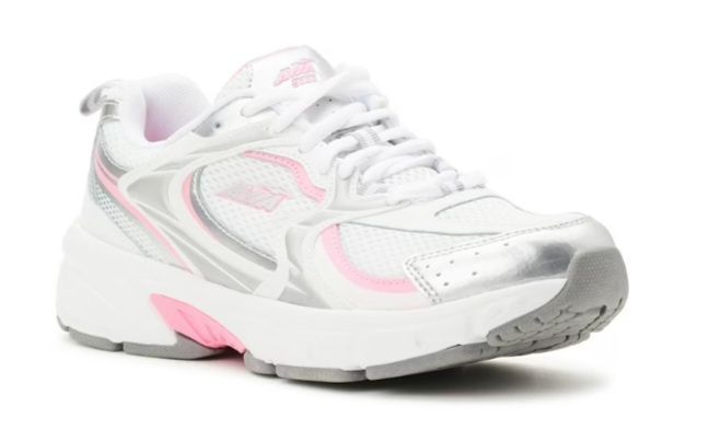 lot 15639 image: Avia Womens 5000 Performance Sneakers, Wide Width (Size 8)