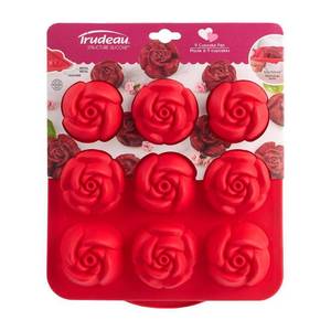 lot 38096 image: Trudeau 10.86 Valentine Rose Baking Pan Pink