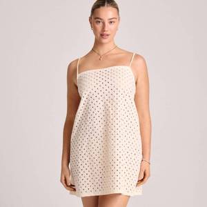 lot 38261 image: Vitamin A Womens Eyelet Mini Swim Cover Up Dress - White -Size M