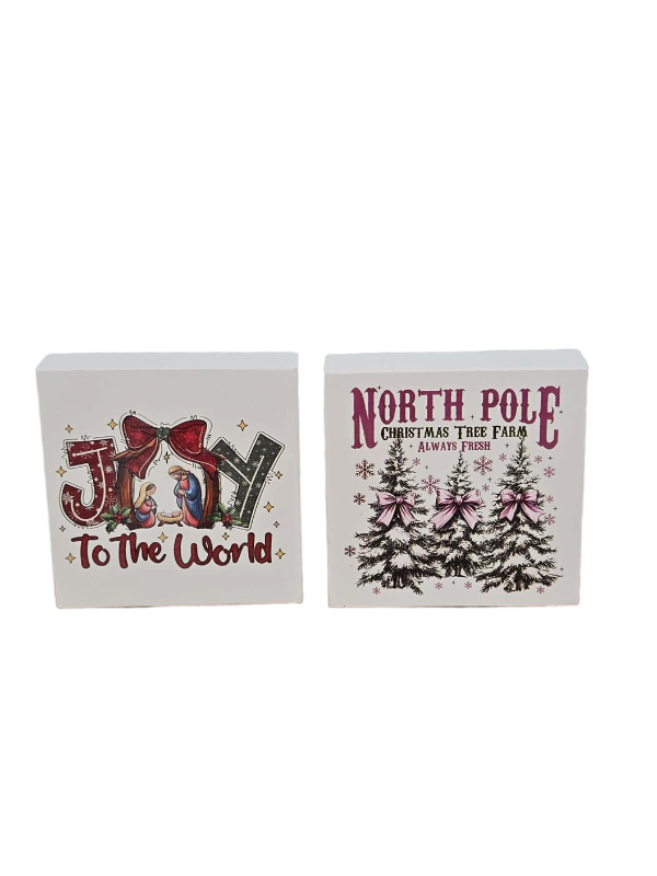 lot 32519 image: Christmas Wooden Block Signs Set 5x5