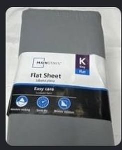 lot 14147 image: MAIN MAINSTAYS- King- Crisp & Cozy Flat Sheet