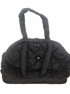 lot 38543 image: Vera Bradley Womens Featherweight Tote Bag
