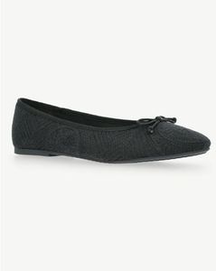 lot 33968 image: No Boundaries Womens Boho Ballet Flat Size 9.5
