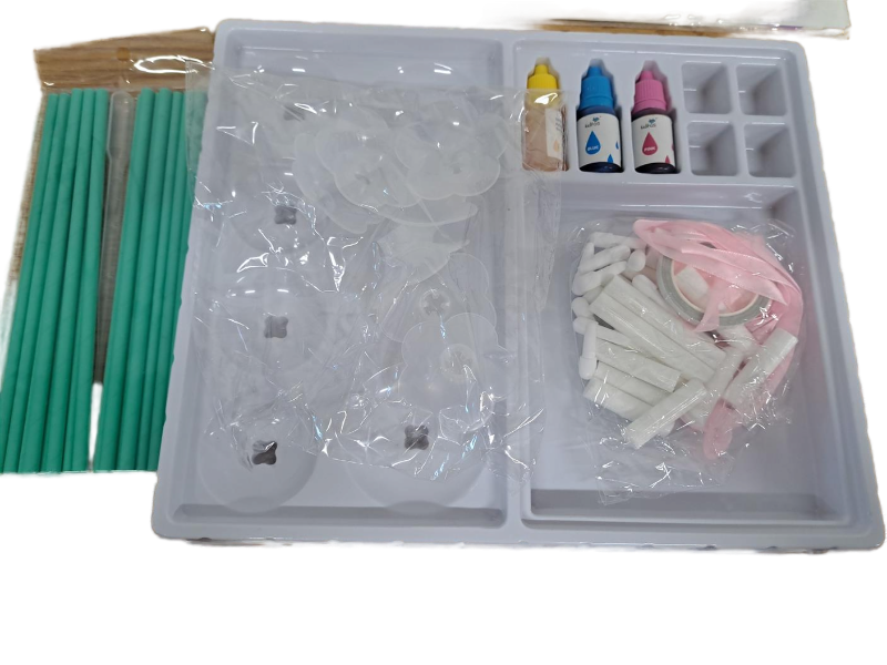 lot 33335 image: Magic Dyeing Florist Paper Flower Art Kit (Missing Parts)