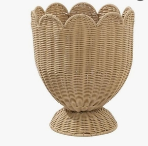 lot 36262 image: My Texas House Hand Woven Scalloped Patriotic Planter 12x14