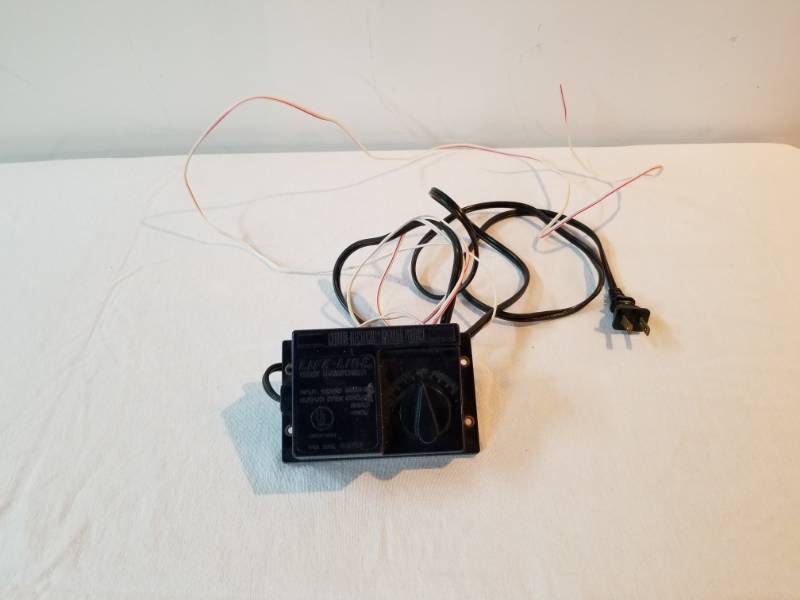lot 7444 image: Life Like Hobby Transformer 08388
