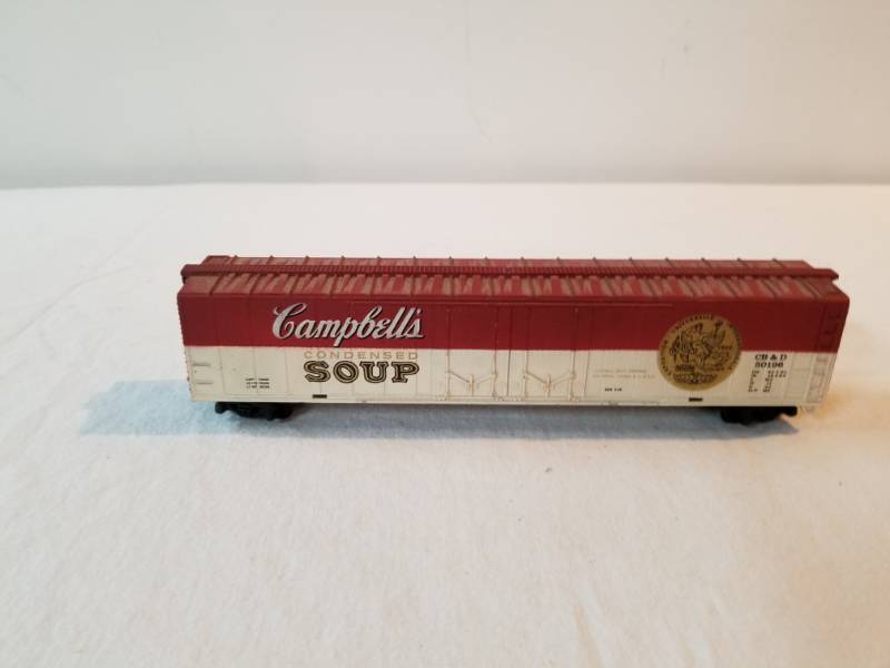 lot 7458 image: HO Scale Train Box Car Campbells Soup Fully Functioning