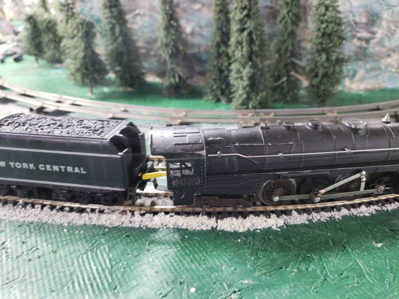 lot 7386 image: HO Scale Train New York Central Engine and Coal Car Fully Functioning See Video