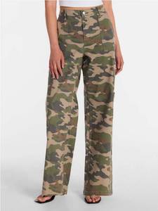 lot 41095 image: No Boundaries Wide Leg Cargo Pants, 29.5 Inseam Small (4-6)