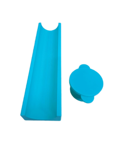lot 40167 image: Reallnaive Mint Green Cake Pop Mold
