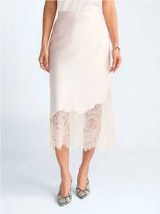 lot 41118 image: Devil Wears Prada Scoop Collection Womens Maxi Lace Skirt, Size M