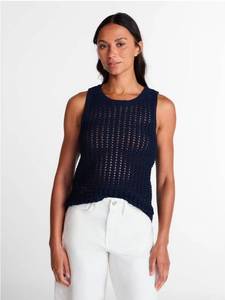 lot 41119 image: Time and Tru Womans Sweater Tank, Size Medium (8-10)
