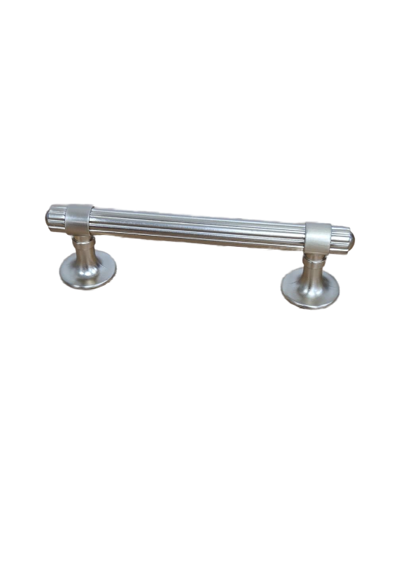 lot 38493 image: Amerock 96mm Golden Champagne Cabinet Pull Handle with Hardware