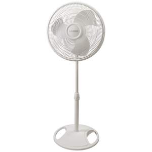 lot 37274 image: Lasko 16  3-Speed Oscillating Adjustable Pedestal Fan, White  (Model #2520) - Retail $28