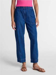 lot 41326 image: Time and Tru Womens High Rise Drapey Barrel Jeans, 28 Inseam, Size XXXL