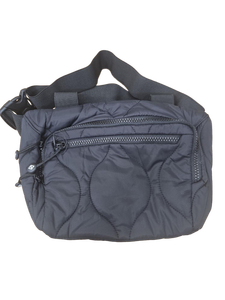 lot 41363 image: Vera Bradley Womens Featherweight Belt Bag Sling Crossbody