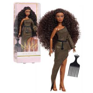 lot 37351 image: Naturalistas 11 Dayna Fashion Doll