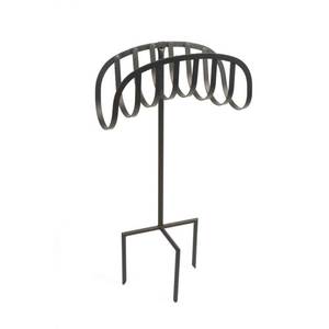 lot 40345 image: Liberty Garden LBG-647 Decorative Steel Manger Garden Hose Storage Stand